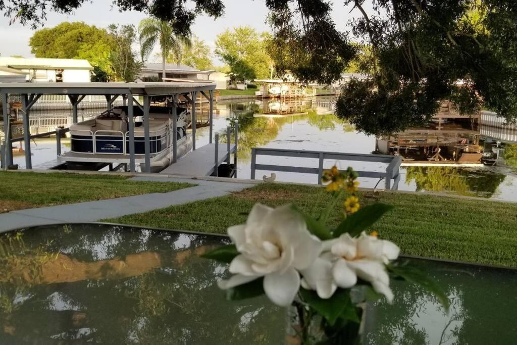 3 Bed, 2 Bath, Waterfront, Dock, Large Driveway Villa Tavares Luaran gambar